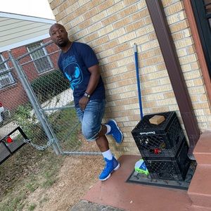 Meet your Posher, Gregory